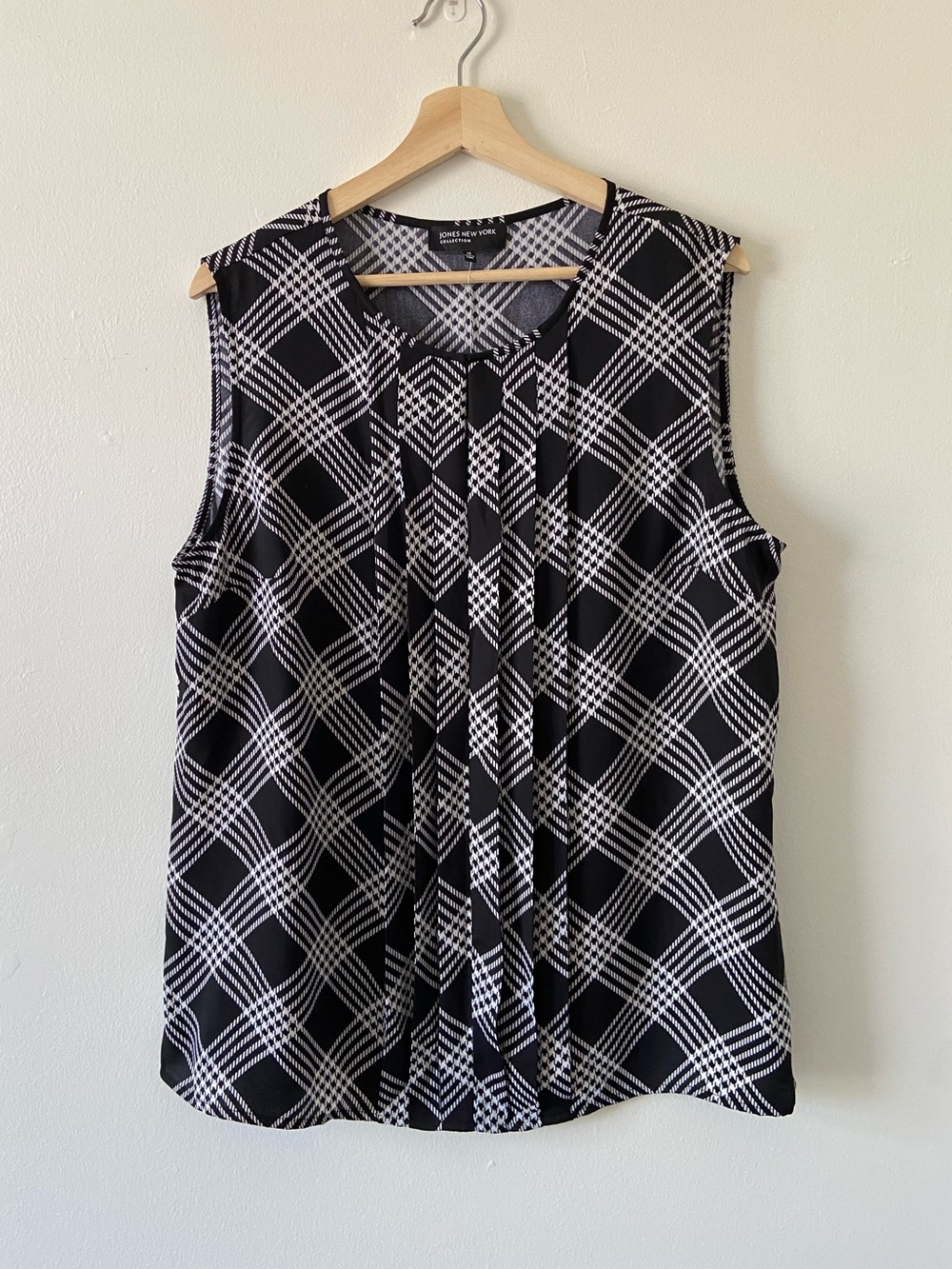Jones New York Sleeveless Blouse